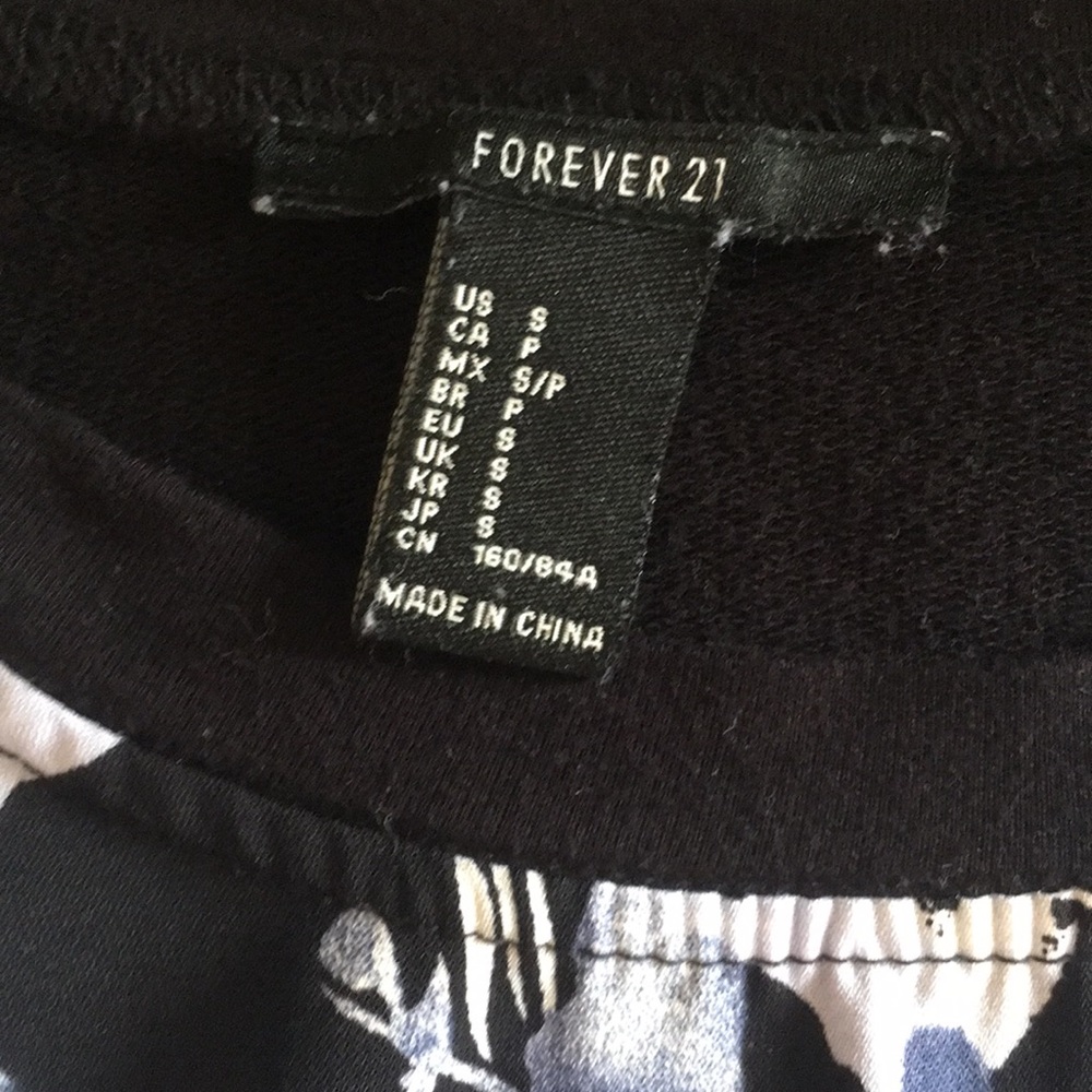 Shirt - Picture 3 of 7